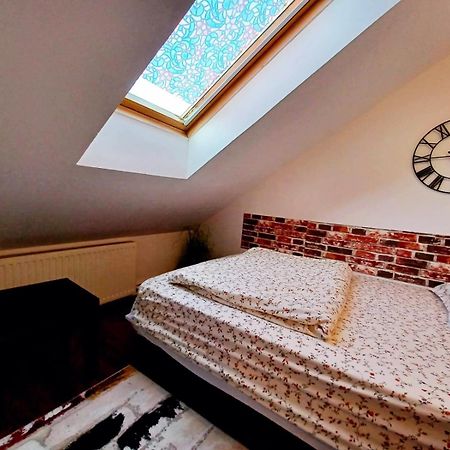 Lovely Central Apartment ブラショフ エクステリア 写真