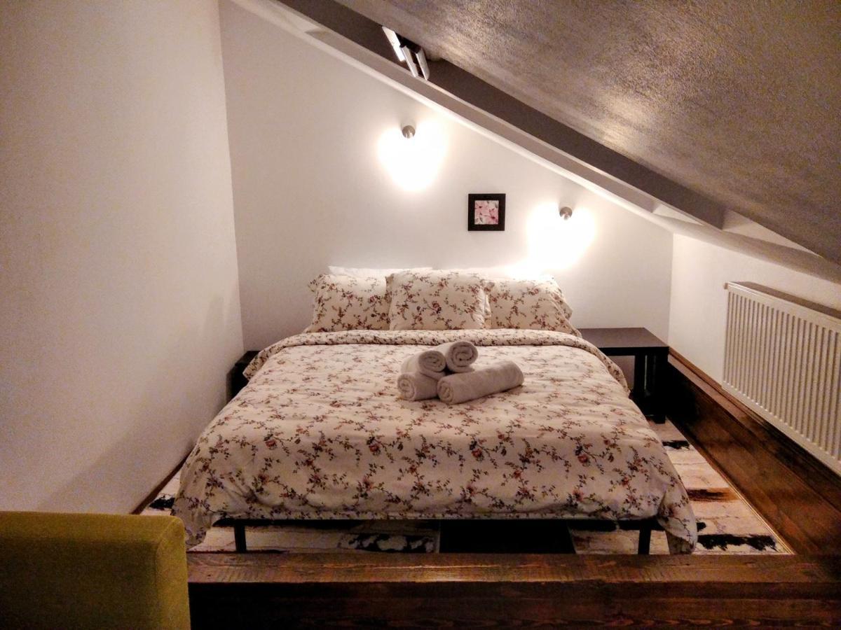 Lovely Central Apartment ブラショフ エクステリア 写真