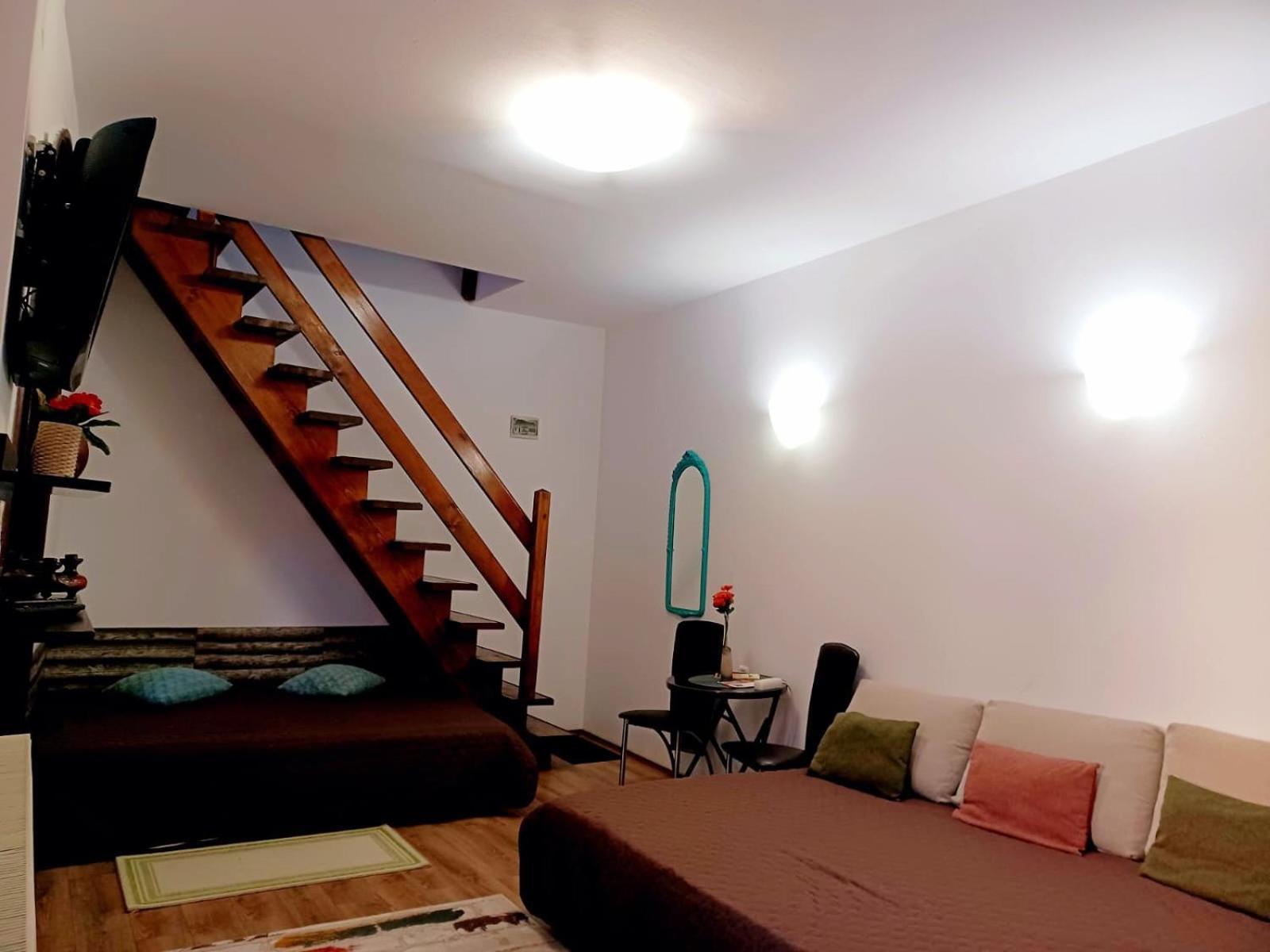 Lovely Central Apartment ブラショフ エクステリア 写真