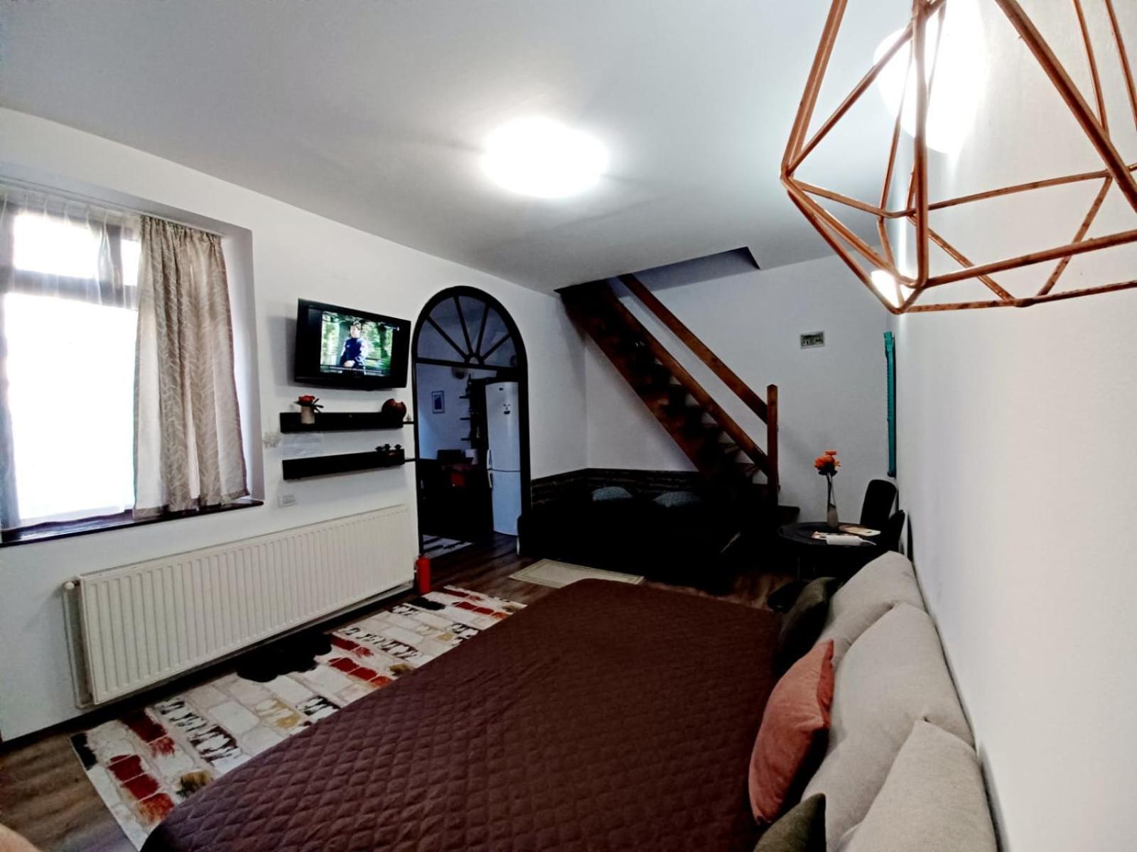 Lovely Central Apartment ブラショフ エクステリア 写真